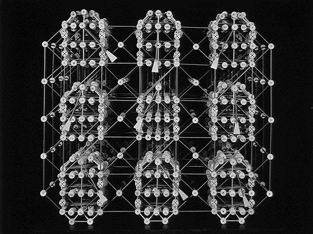 The Tinkertoy tic-tac-toe computer